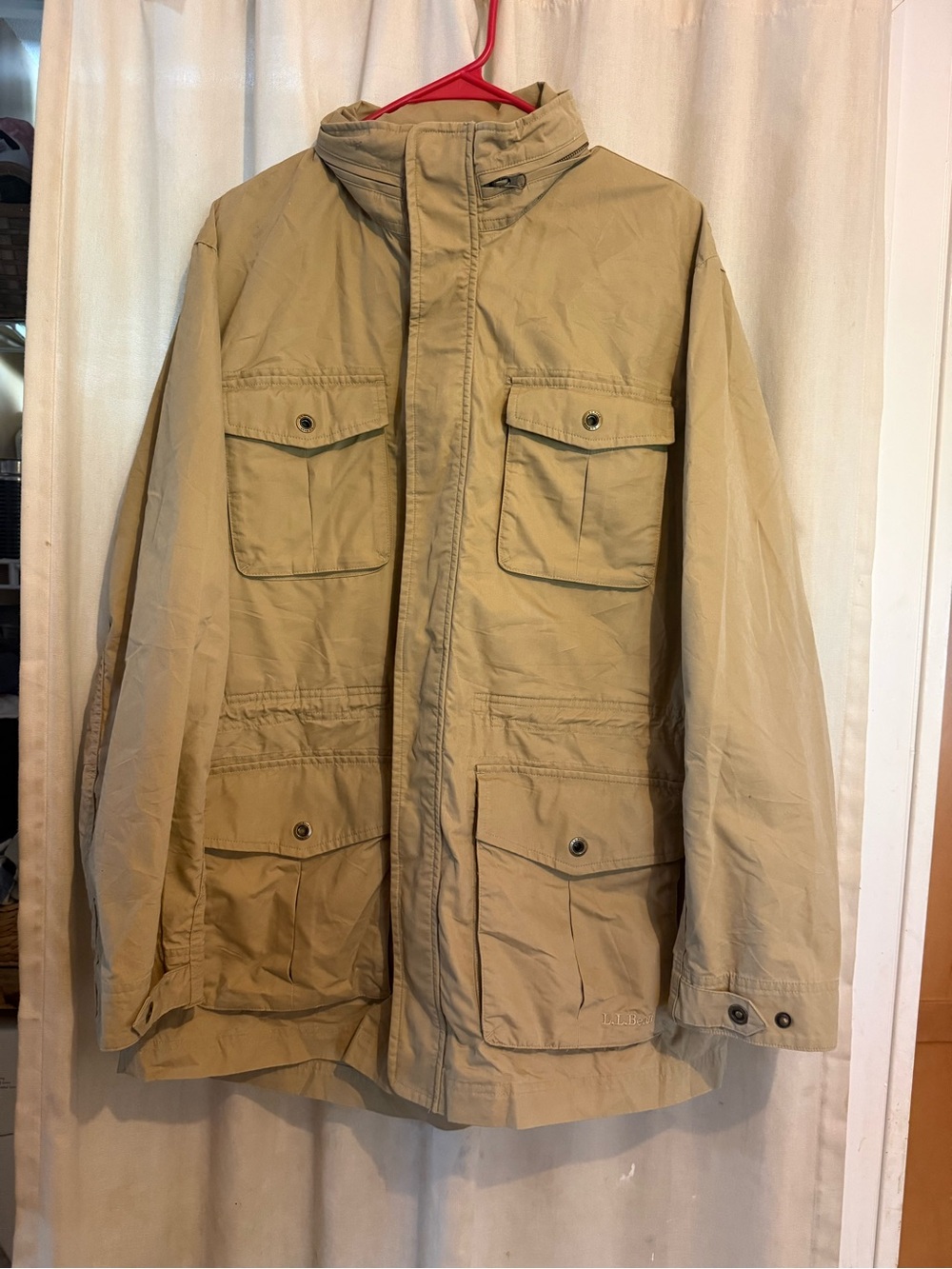 L.L. Bean Men's utility Jacket in Khaki size L with hideaway hood like new